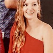 Profesora de lengua castellana y literatura e italiano